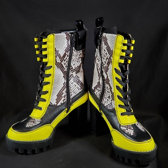 Bamboo NWT'S Boots - Picture 3 of 6